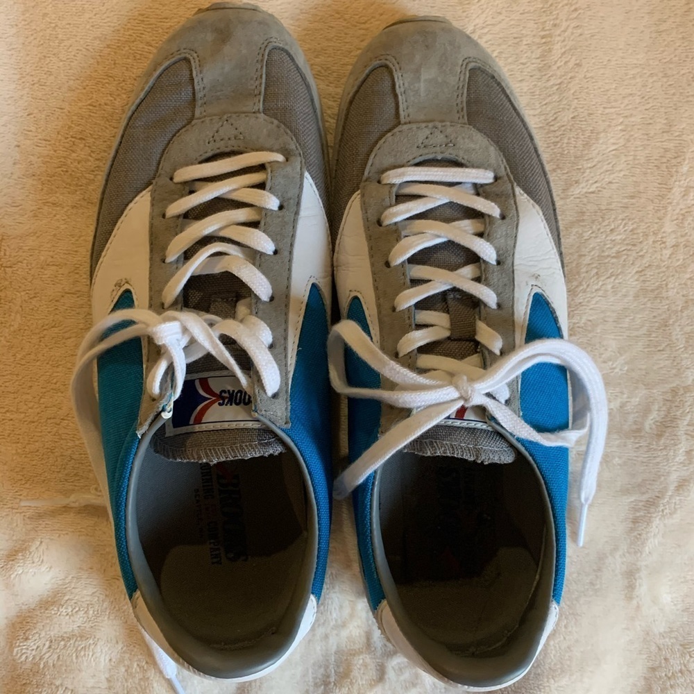Brooks Tennis Shoes